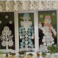 Новорічна ажурна казка на вікнах   Наближається найулюбленіше дітьми і дорослими новорічне свято