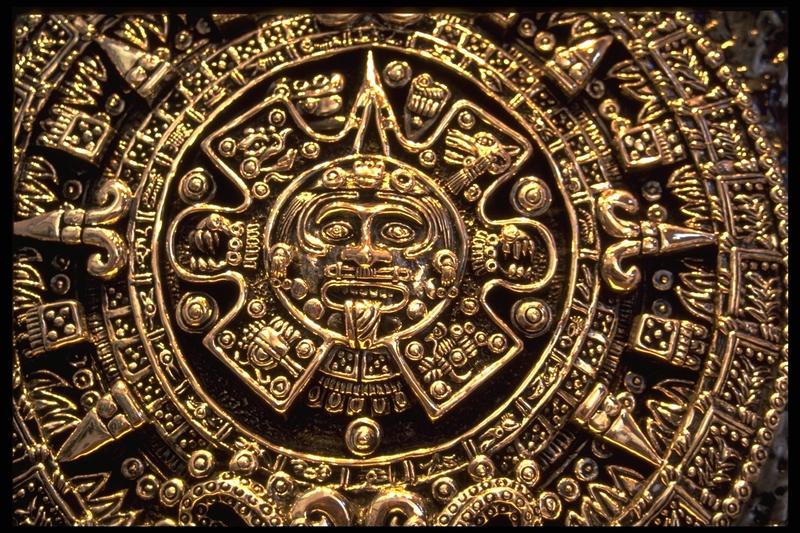 Навички ювелірної справи, гончарного ремесла, створення барельєфів - всього цього, відповідно до міфологією майя, люди навчилися у богів