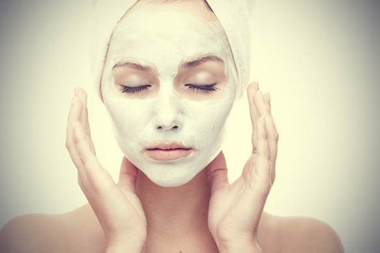 Біла глина для обличчя: маски в домашніх умовах