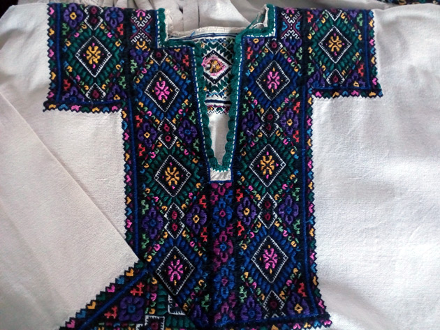 На Гуцульщині - теж різні традиції у вишивці